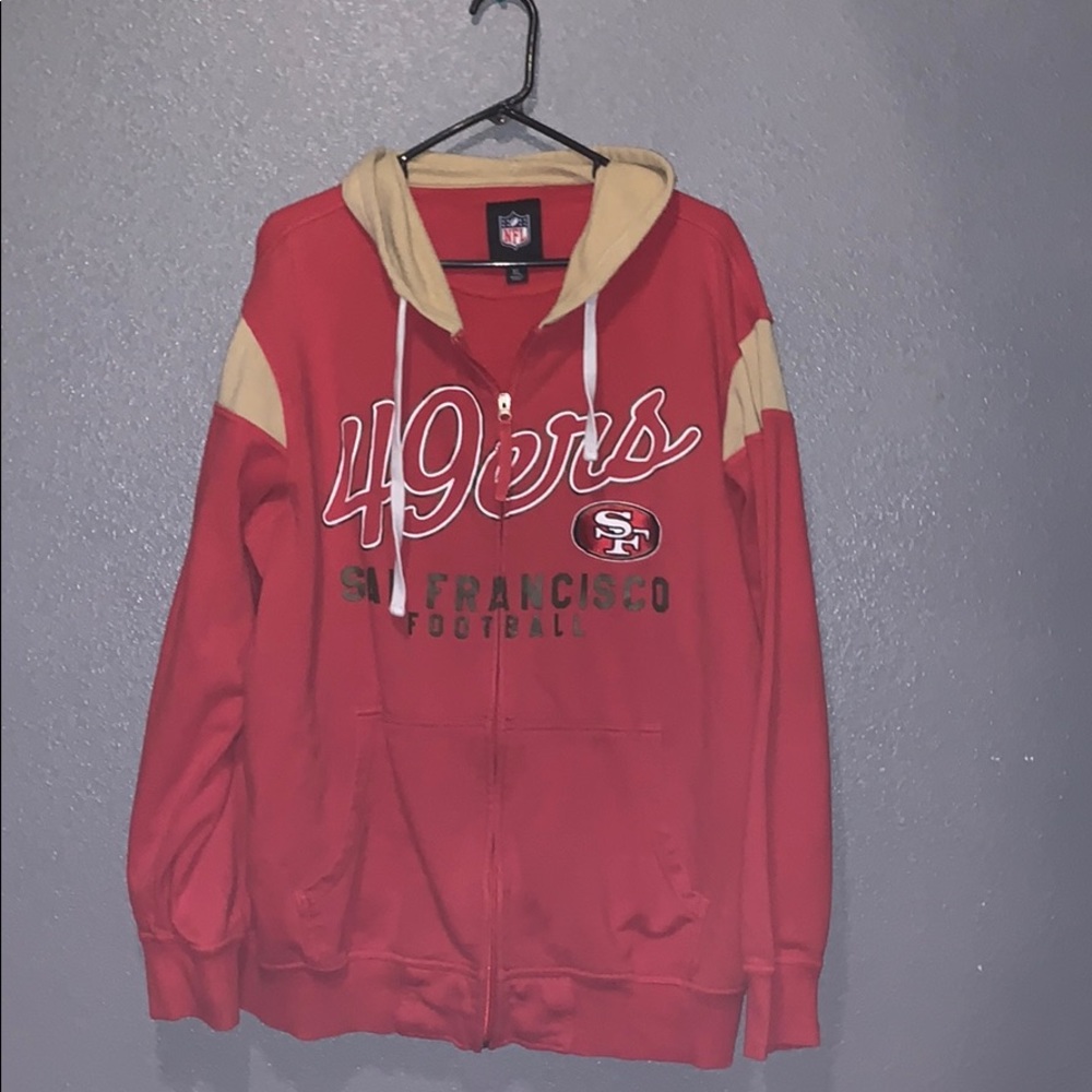 San Francisco 49er’s hoodie
